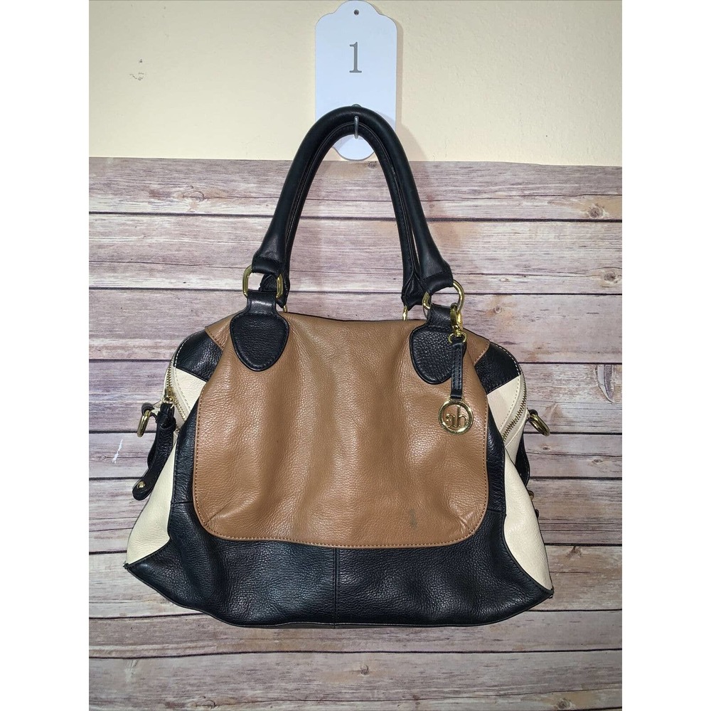 ⭐️ Audrey Brooke Tan, Black And Beige Leather Three Compartment Purse 16x11x5